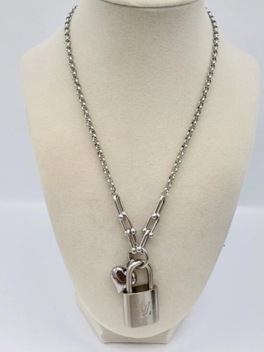 Authentic Louis Vuitton Vintage Silver Padlock Necklace✦Unbranded Silver Plated - Picture 12 of 14